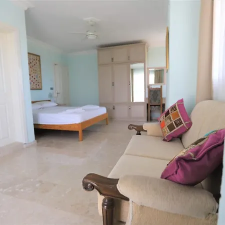 Villa Ruya-privatepool-seaview-gamesroom