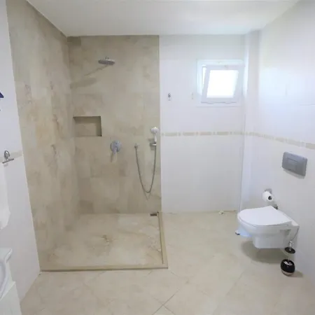 Ruya-privatepool-seaview-gamesroom 别墅